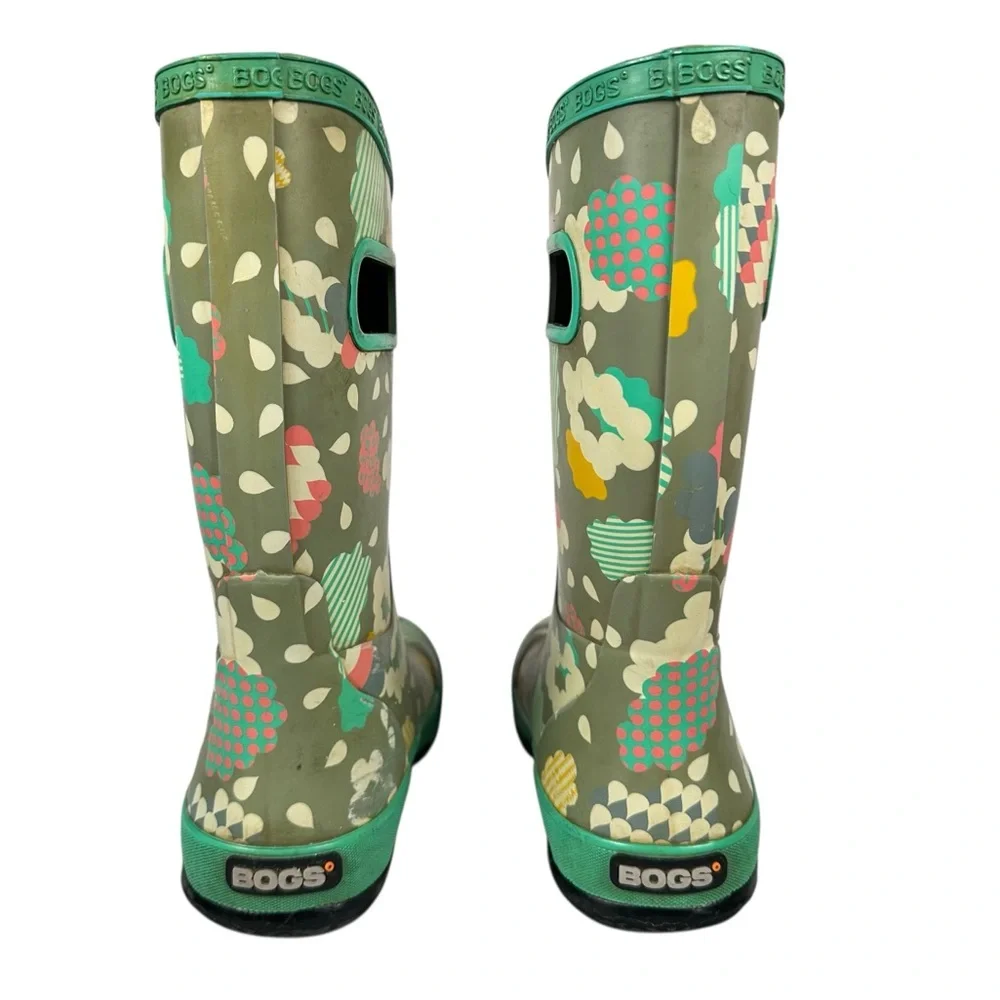 BOGS Pull-on Rubber Rain Boots in rainy day print
